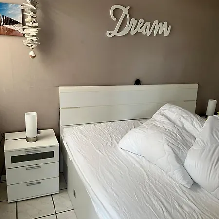 펜션 Dackel Am Deich - Strandnah - Eingezaeunter Garten - Ruhe *