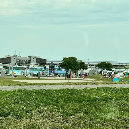 Ferienhaus Dackel am Deich - strandnah - eingezäunter Garten - Ruhe Ferienhaus Dornumersiel
